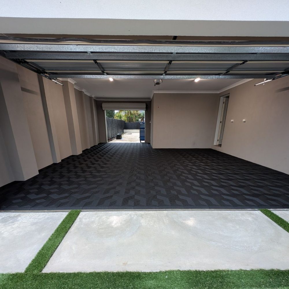3DFlex Pro™ Double Garage Floor Tile Kit (6m x 6m) - Image 4